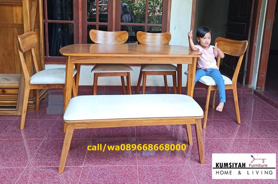 Jual Meja Makan Kayu Jati Jepara Desain Klasik Harga Terjangkau