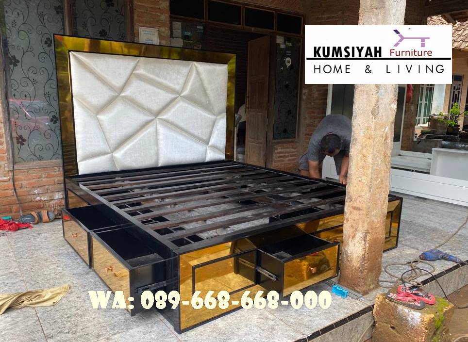 Jual Tempat Tidur Stainless Gold Mewah Berkualitas