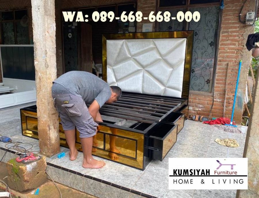 Jual Tempat Tidur Stainless Gold Mewah Berkualitas