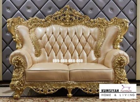 Kursi Sofa Mewah Elegan Desain Ukiran Klasik Menawan Kualitas Paling Bagus