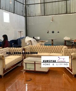 Sofa Chester kombinasi Gold dan Marmer