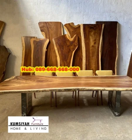 Meja Kayu Utuh Kaki Besi Kokoh