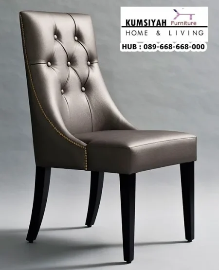 Kursi Makan Kulit Sintetis Aksen Kancing Blitar