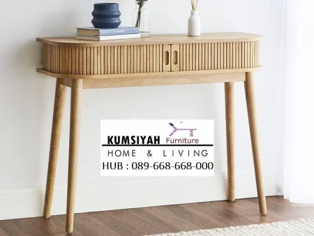 Meja Konsul Solid Motif Garis Vertikal