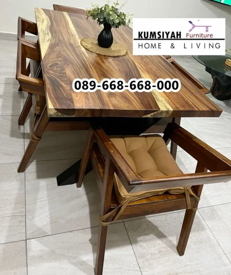Set Meja Makan Kayu Trembesi 6 Kursi